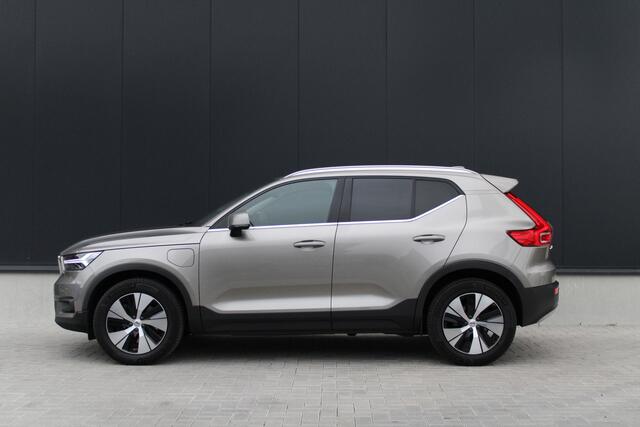 Volvo XC40 1.5 T4 Recharge Inscription - Pilot Assist - Navi - Camera - Stoel/Stuurverwarming - LED - Rijklaar