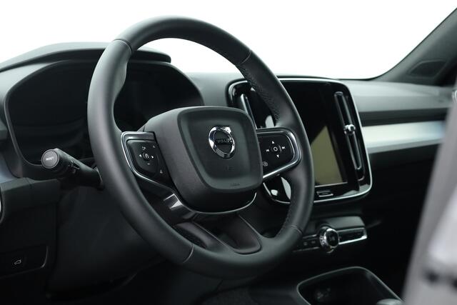 Volvo XC40 B3 Plus Black Edition | Adapt. Cruise | Harman Kardon | 360cam | Pixel LED | Stoel- Stuurverw. | 20''