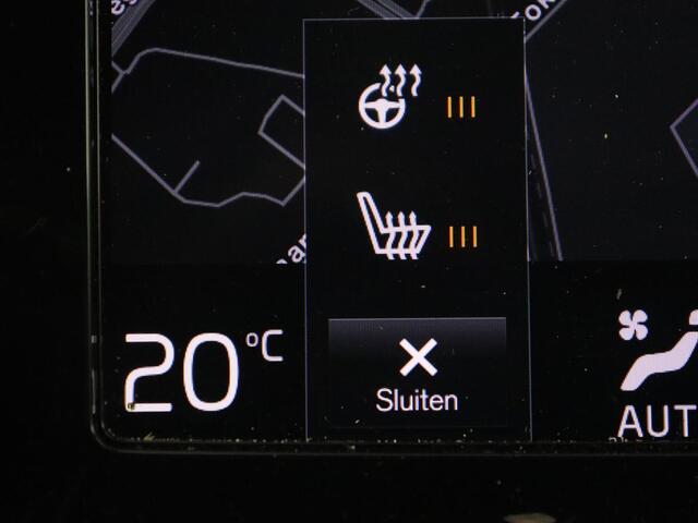 Volvo XC40 2.0 T5 R Design Luxury Line | Panoramadak | Adaptive cruise | 360 Camera | Stoel & stuurverwarming | 20'' | Carplay | Harman/Kardon | Navigatie | Leder/Alcanatara | Full LED | Memory