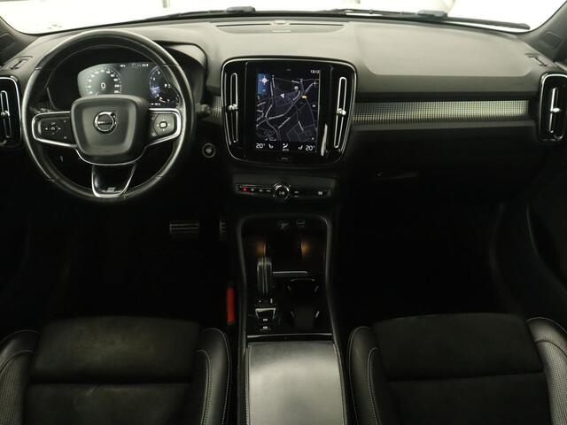 Volvo XC40 2.0 T5 R Design Luxury Line | Panoramadak | Adaptive cruise | 360 Camera | Stoel & stuurverwarming | 20'' | Carplay | Harman/Kardon | Navigatie | Leder/Alcanatara | Full LED | Memory