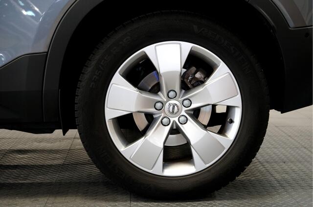 Volvo XC40 2.0 T4 140kW/190pk Aut8 Momentum Pro ADAPT.CRUISE + PILOT ASSIST + AMBER LEDER + LED KOPLAMPEN + 360 CAMERA + PARKSENSOREN V&A + KEYLESS ENTRY&GO + EL. ACHTERKLEP + LANE ASSIST + BLIS + PARKSENSOREN V&A + 18" LM-VELGEN!!