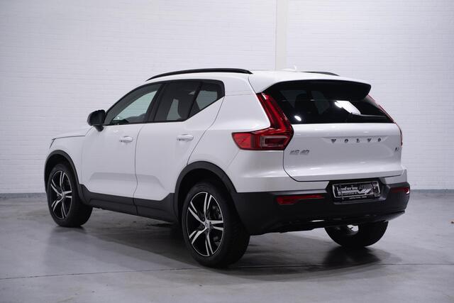 Volvo XC40 2.0 B4 Ultra Dark Harman Kardon Panodak Apple Carplay Camera 360 Velgen 20 inch