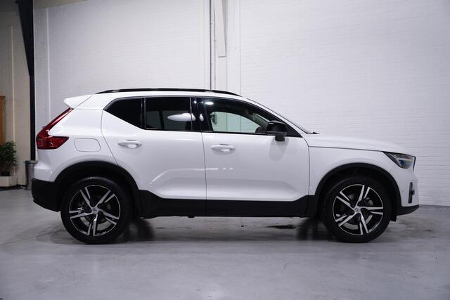 Volvo XC40 2.0 B4 Ultra Dark Harman Kardon Panodak Apple Carplay Camera 360 Velgen 20 inch