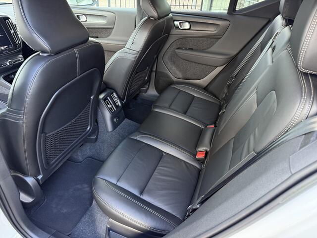 Volvo XC40 1.5 T4 Recharge Plus Bright ** Leder ** Camera ** Trekhaak ** Memory Seats