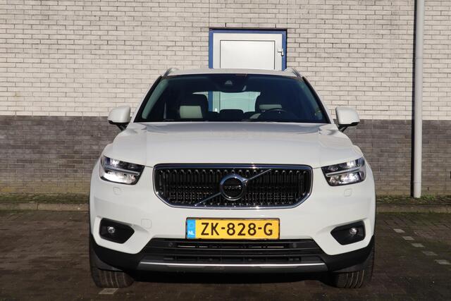 Volvo XC40 T4 Momentum Pro | Trekhaak | Dealer onderhouden