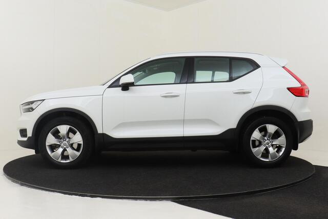 Volvo XC40 T4 AUT. MOMENTUM -TREKHAAK|PDC|CRUISE|18"|AUTOMAAT