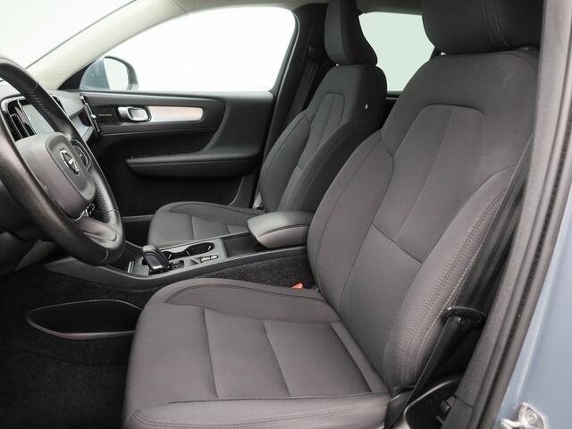 Volvo XC40 1.5 T5 Twin Engine Momentum Pro | KEYLESS | H&K | STOEL- EN STUURVERW.