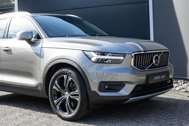 Volvo XC40 T5 Recharge Inscription | Blond lederen bekleding | Adaptive Cruise Control | Parkeerverwarming | 360° Parkeercamera | Parkeersensoren voor + achter | Stoelverwarming voor + achter | BLIS | Harman Kardon Premium Audio