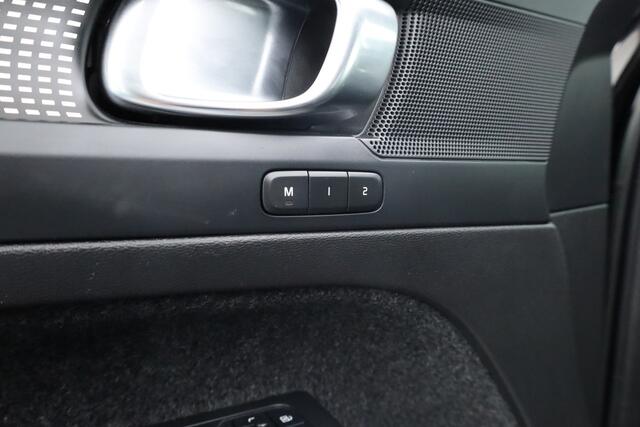 Volvo XC40 2.0 B3 Core | 360cam | Adapt. Cruise | CarPlay | Stoel-Stuurverw. | Elek. Stoelen