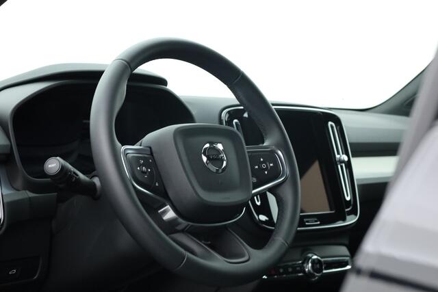 Volvo XC40 B3 Plus Black Edition | 360cam | Pilot Assist | Harman Kardon | Memory seat | 20'' | Pixel LED