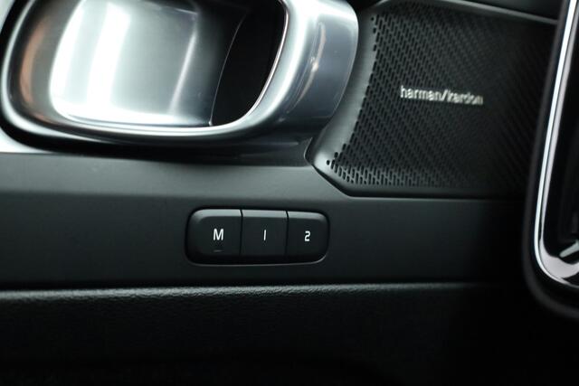 Volvo XC40 B3 Plus Black Edition | 360cam | Pilot Assist | Harman Kardon | Memory seat | 20'' | Pixel LED