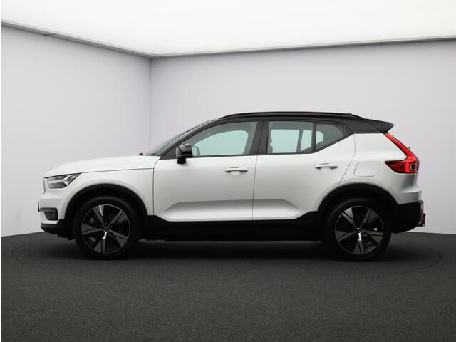 Volvo XC40 Recharge P8 AWD R-Design / Trekhaak / Elektr. bed. stoelen / Stuur+stoelverwarming / Keyless / Adaptive Cruise / Pilot Assist /