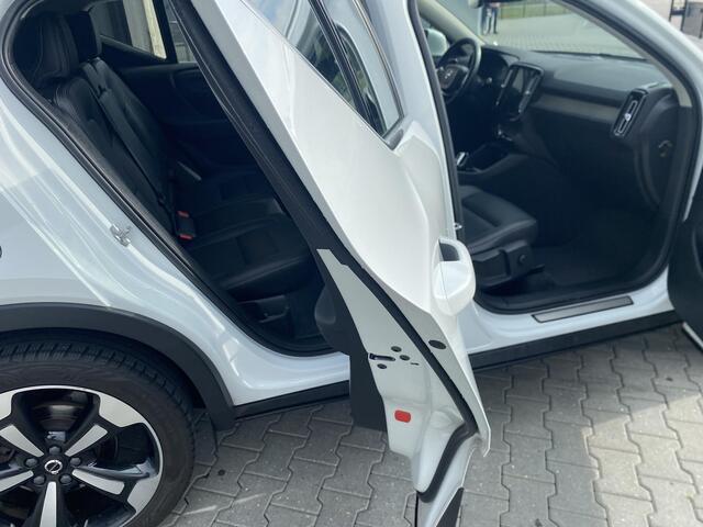 Volvo XC40 2.0 T4 H&K|Cam|led|trekhaak|leder