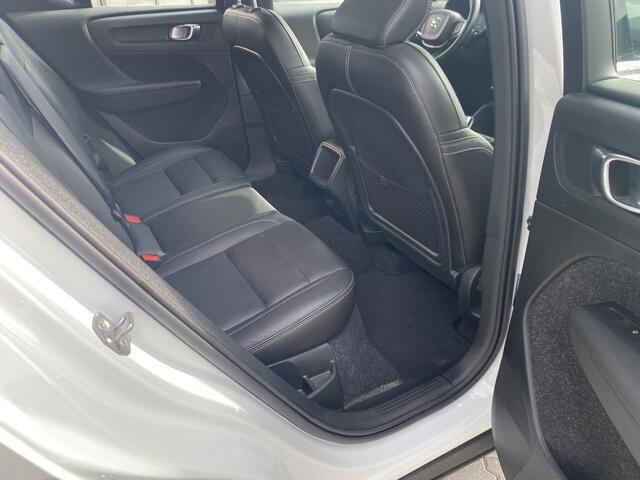 Volvo XC40 2.0 T4 H&K|Cam|led|trekhaak|leder