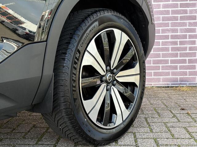 Volvo XC40 1.5 T4 Plug-in hybrid Plus Dark | Facelift | BLIS | Adaptieve Cruise controle | 360º Camera | Microtech bekleding | LED | Stoel + Stuur verwarming | elektrisch bedienbare voor stoelen |
