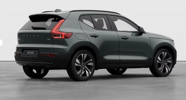 Volvo XC40 B4 Plus Dark l Verwarmbare voorruit l Visual Park Assist