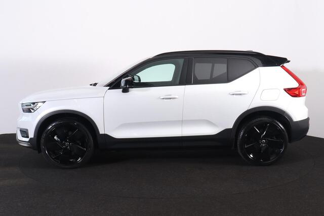 Volvo XC40 Recharge Twin AWD R-Design - Panorama/schuifdak - IntelliSafe Assist & Surround - 360º Camera - Harman/Kardon audio - Adaptieve LED koplampen - Verwarmde voorstoelen, stuur & achterbank - Parkeersensoren voor & achter - Elektr. bedienb. voorstoelen met ge