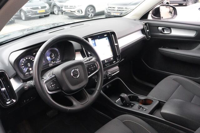 Volvo XC40 1.5 T4 Recharge Inscription | ACC | Camera | Keyless |