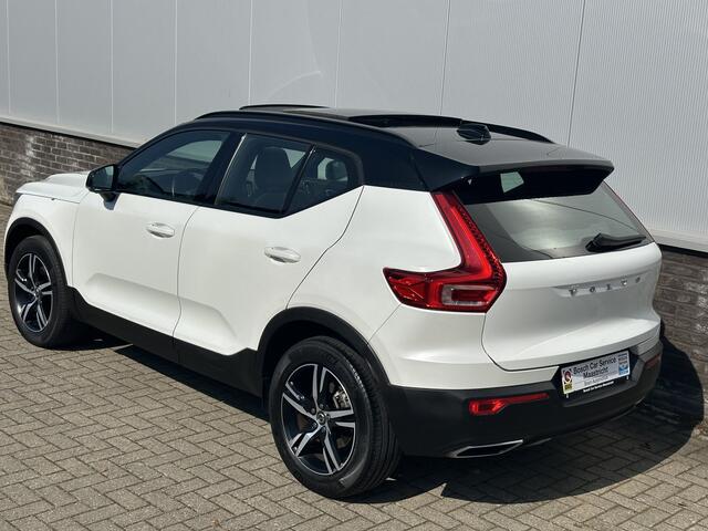 Volvo XC40 2.0 T4 AWD R-Design | Panoroma | 1. Eigenaar | Dealer onderhouden | Parelmoer Interesse, Proefrit? Bel of app met: 06-24 28 28 42