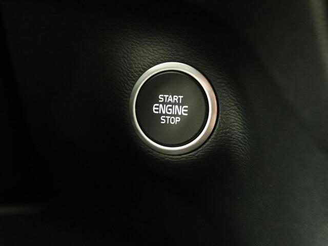 Volvo XC40 1.5 T4 Recharge Inscription Expression | Trekhaak | Carplay | Navigatie | Climate control | Parkeerhulp | Cruise control | Full LED | PHEV | Plug In