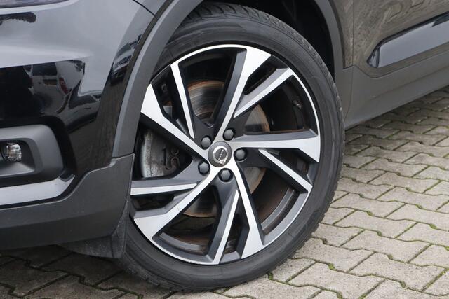 Volvo XC40 1.5 T5 Recharge R-Design | Pano | 20 Inch | Leder |