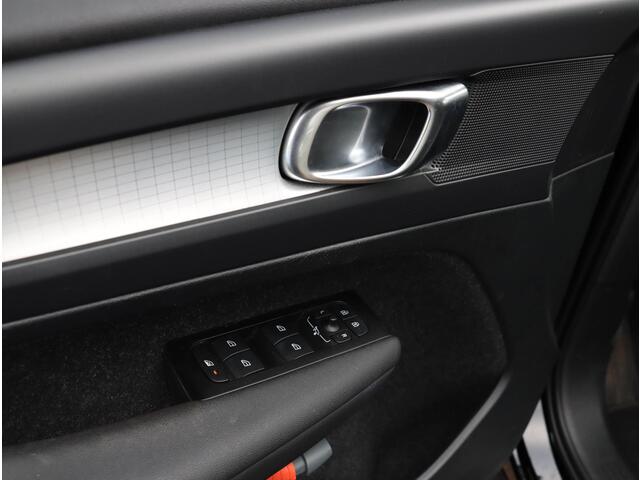 Volvo XC40 1.5 T4 Recharge Inscription Expression 211PK