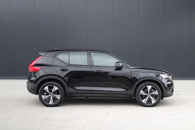 Volvo XC40 1.5 T5 Recharge R-Design - Navi - Camera - Stoel-Stuurverwarming - Elek. achterklep - Rijklaar
