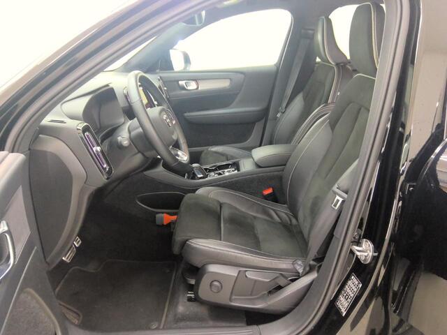 Volvo XC40 1.5 T2 R-Design Camera