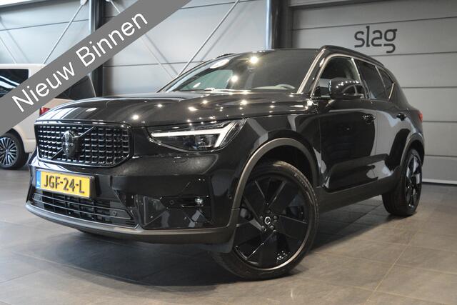 Volvo XC40 2.0 B3 Plus Dark Black edition camera harman kardon 20 inch !!