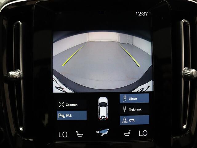 Volvo XC40 130pk T2 Business Pro Automaat Camera | Adapt. Cruise | Parkeersens. v+a | Stoel-/stuurverw. | Panoramadak