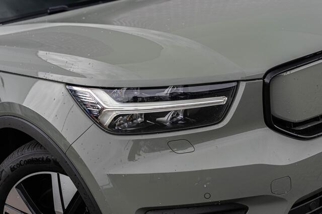 Volvo XC40 Recharge 70 kWh Pro | Panoramadak | Harman Kardon audio | Adaptive Cruise Control | Elektrische stoelverstelling | Stoel- en stuurwielverwarming | Standkachel | Google Maps navigatie | BTW auto |