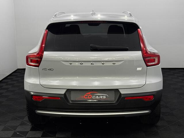 Volvo XC40 1.5 T4 Recharge Inscription Expression Camera, Navi, Keyless start, Cruise control adaptief, Elektrische achterklep, Lichtmetalen velgen