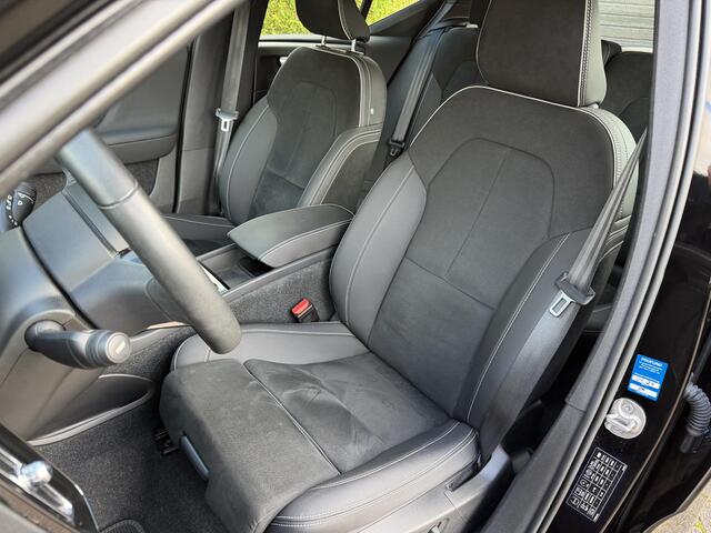 Volvo XC40 1.5 T5 Plus Dark Recharge Plug-in Hybrid Plus Dark