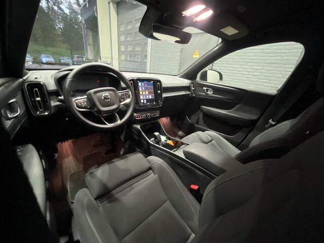 Volvo XC40 Single Motor Plus 69 kWh | Trekhaak | ACC | BLIS | Stoel+Stuurverwarming | 19 Inch