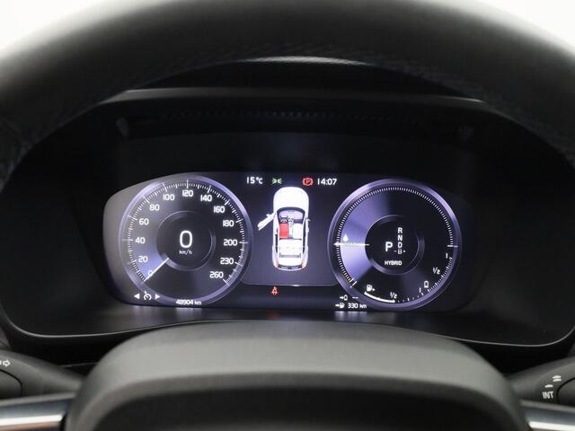 Volvo XC40 1.5 T4 Plug-in hybrid Core Bright | CAMERA | KEYLESS | STOEL- EN STUURVERW.