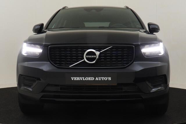 Volvo XC40 T5 PLUG-IN HYBRID R-DESIGN -PANO.DAK|CAMERA|TREKHAAK|PRIVACY.GLAS|INDUC.LADEN|BLIS