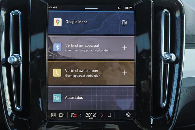 Volvo XC40 B3 Core - IntelliSafe Assist & Surround - 360º Camera - Verwarmde voorstoelen & stuur - Parkeersensoren voor & achter - Draadloze tel. lader - Extra getint glas - 18' LMV