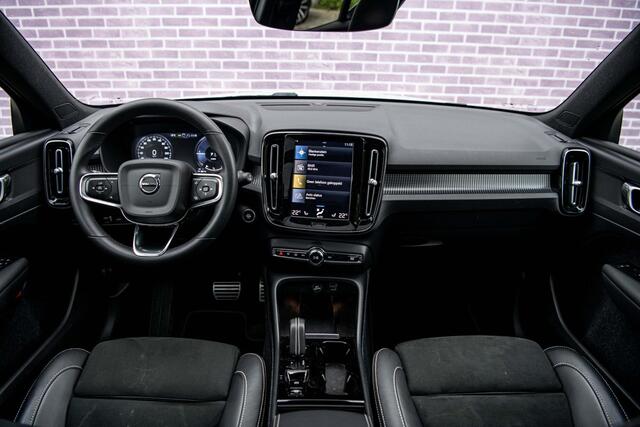 Volvo XC40 1.5 T5 Recharge R-Design | Panodak | Camera | Stoel+stuurwiel Verwarming | Trekhaak | Adapt Cruise | Getint glas