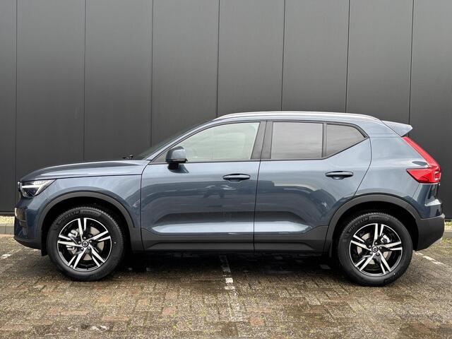 Volvo XC40 2.0 B4 Core Business Edition / 18 inch / Stoelverwarming / Elek. achterklep / Getinte ramen /