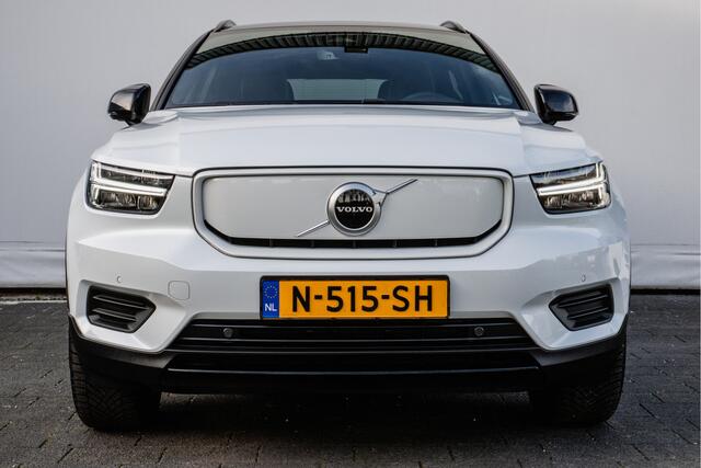 Volvo XC40 Recharge Core Trekhaak/ Stoel-stuurverwarming/ Camera/ Navigatie/ Carplay/ Contourstoelen