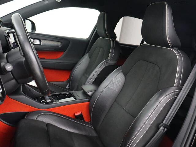 Volvo XC40 Recharge P8 AWD R Design | Trekhaak | Stoel & stuurverwarming | Camera | Carplay | Leder/Alcantara | Adaptive cruise | Keyless | Full LED | 19'' lichtmetalen velgen