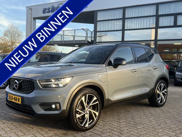 Volvo XC40 1.5 T5 Recharge 262 pk R-Design Panodak Trekhaak Vol Leder ACC Pilot Assist 20 Inch Velgen Elek.Stoel Full Led Blis Standkachel Carplay Plug in Hybride Vol Opties !