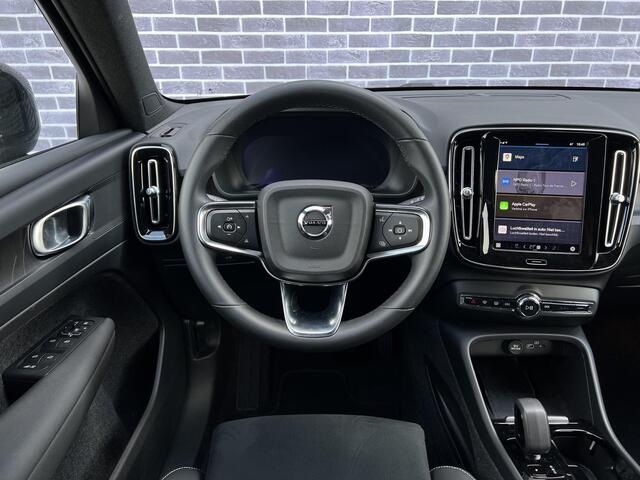 Volvo XC40 Recharge Plus 70 kWh | Adaptive Cruise Control | Dodehoek Detectie | Stoel en Stuurverwarming | 20" | Nubuck Bekleding |
