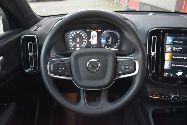 Volvo XC40 1.5 T4 Recharge Inscription Expression Comfortstoelen, Trekhaak, Camera, Carplay, Stoel/stuurverwarming, Elek. achterklep