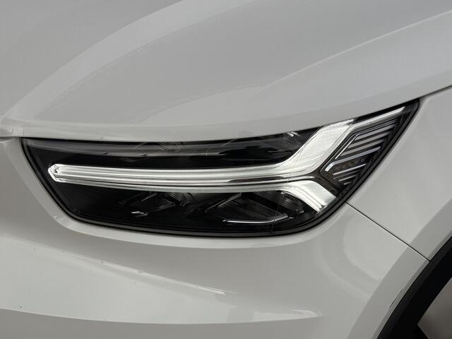 Volvo XC40 1.5 T3 | Pano | Navi | ACC | Achteruitrijcamera | Stoelverwarming | Apple Carplay |