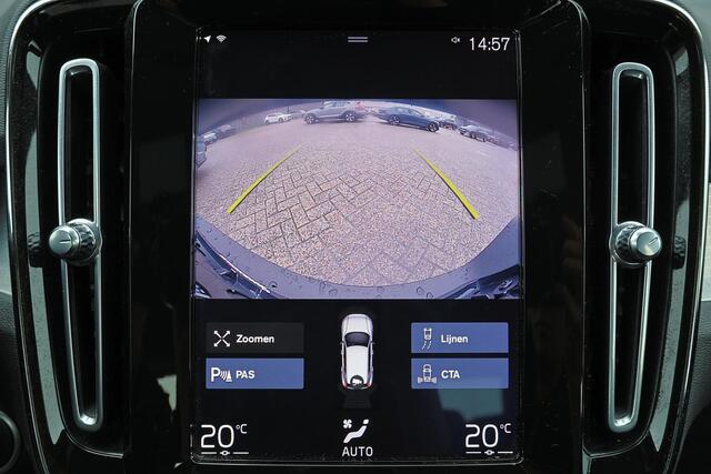 Volvo XC40 T4 Recharge Inscription Expression - IntelliSafe Assist & Surround - Parkeercamera achter - Parkeersensoren voor & achter - Apple Carplay & Android Auto - Standkachel - 18' LMV
