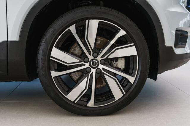 Volvo XC40 Recharge P8 AWD