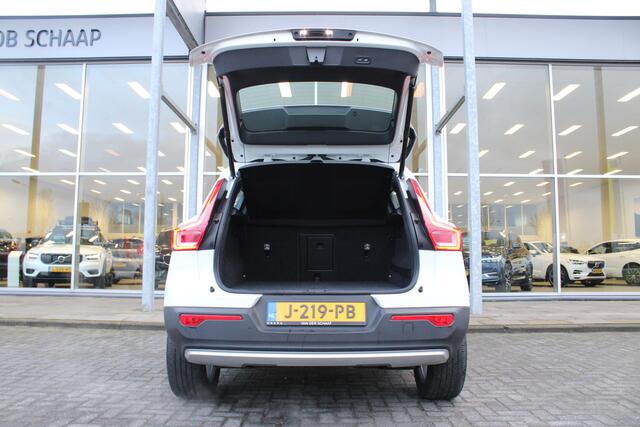Volvo XC40 T2 Automaat Business Pro | Adapt. Cruise | BLIS | PDC Achter | Keyless | DAB