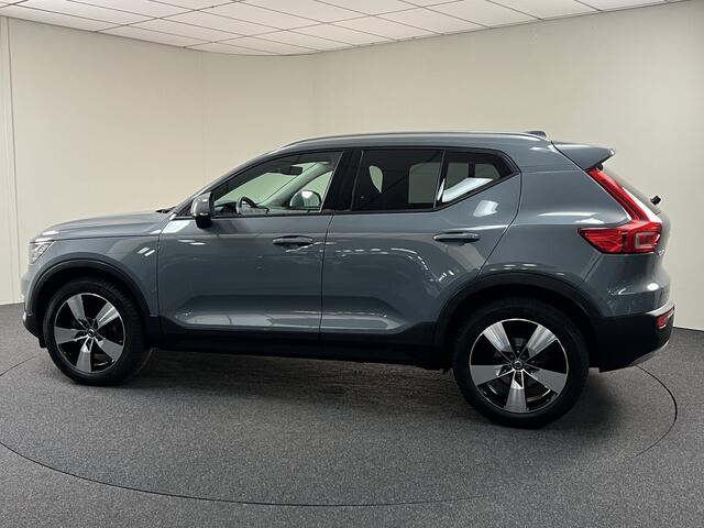 Volvo XC40 1.5 T3 Momentum Pro Navi / Apple / Stoel & stuurverw. / Dode hoek / Trekhaak / Camera / PDC