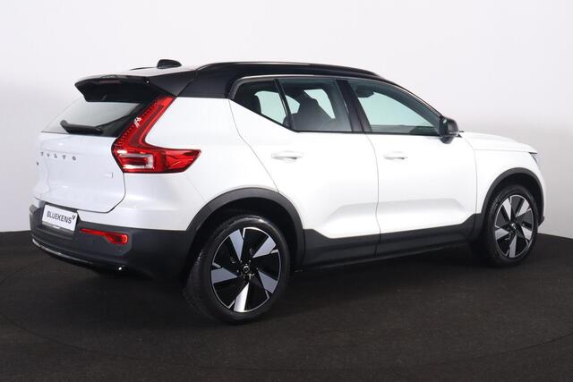 Volvo XC40 Extended Range Ultimate 82 kWh - Panorama/schuifdak - IntelliSafe Assist & Surround - 360º Camera - Harman/Kardon audio - Verwarmde voorstoelen, stuur & achterbank - Parkeersensoren voor & achter - Elektr. bedienb. voorstoelen met geheugen links - Draadlo